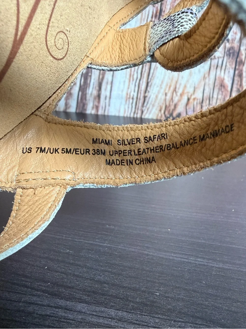 Revere Miami Silver Safari Sandals Womens Sz 7M